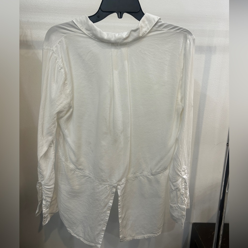 Bella Dahl Split Back White Button Down - image 4